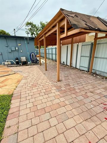 2240 N 57th Way 0, Hollywood, FL 33021