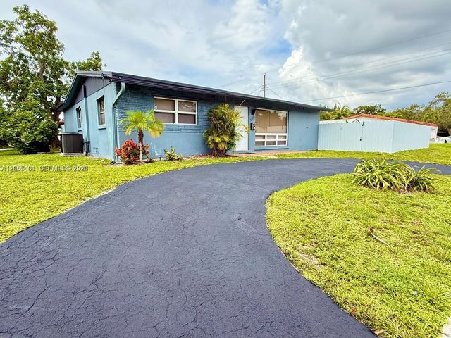 2240 N 57th Way 0, Hollywood, FL 33021