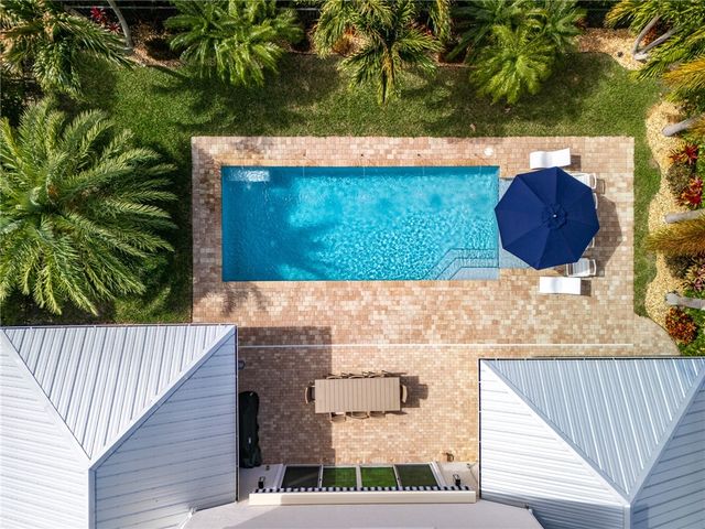 3911 Duneside Drive, Hutchinson Island, FL 34949