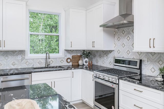 506 BANDON DUNES CT, Columbia, MO 65201