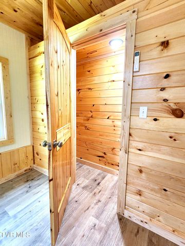 395 Sam Aiken Road, Telford, TN 37690