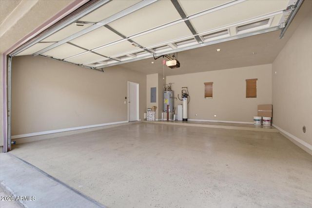 3935 E ROUGH RIDER Road 1056, Phoenix, AZ 85050