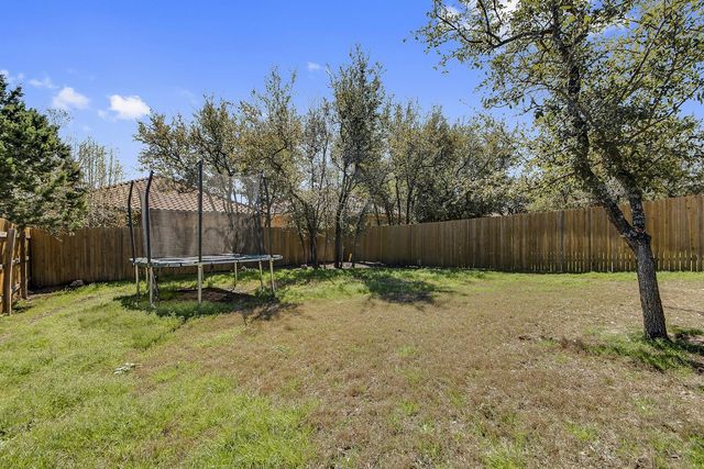 409 S Meadowlark ST A, Lakeway, TX 78734