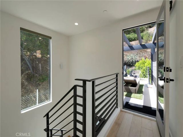 17043 Cotter Place, Encino, CA 91436