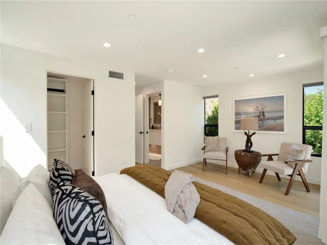 17043 Cotter Place, Encino, CA 91436