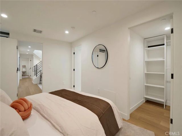 17043 Cotter Place, Encino, CA 91436