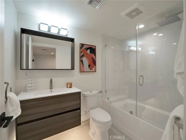 17043 Cotter Place, Encino, CA 91436