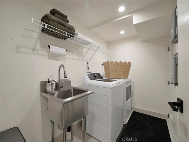 17043 Cotter Place, Encino, CA 91436