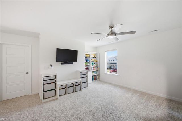 174 Norfleet LN, Suffolk, VA 23434