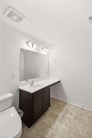 174 Norfleet LN, Suffolk, VA 23434