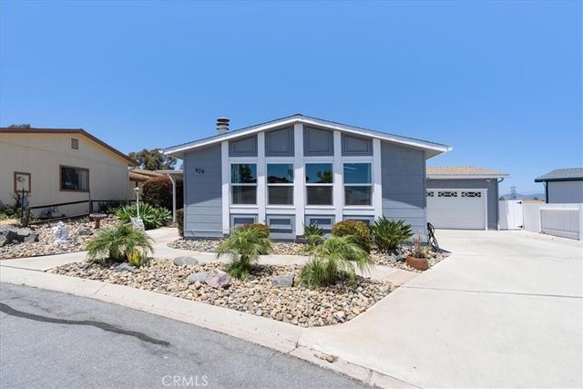 629 Via Santiago, Vista, CA 92081
