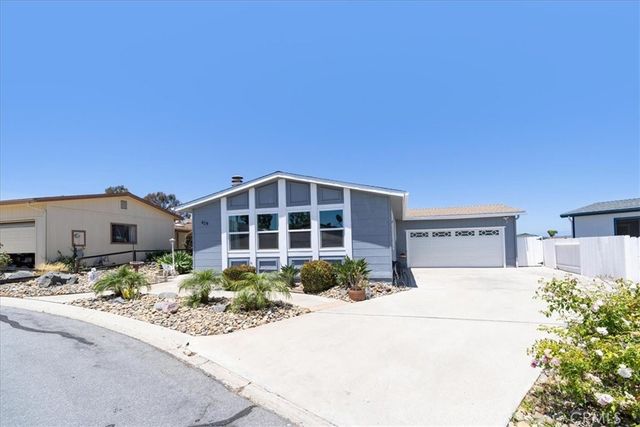 629 Via Santiago, Vista, CA 92081