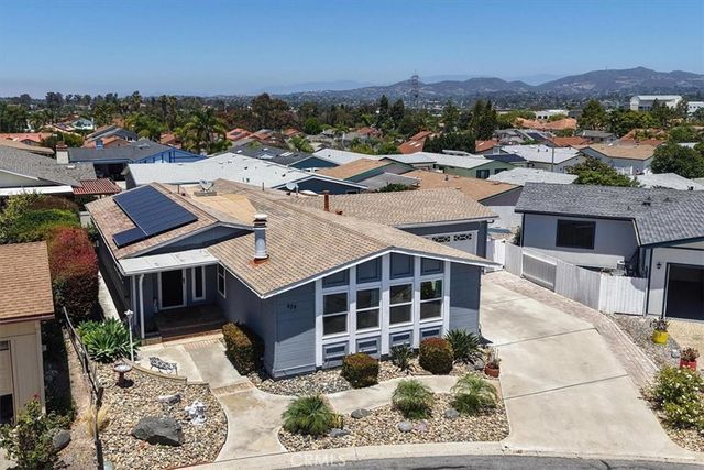 629 Via Santiago, Vista, CA 92081