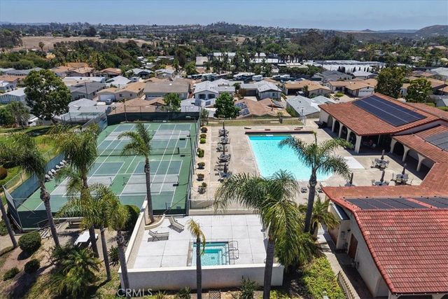 629 Via Santiago, Vista, CA 92081