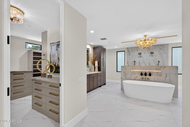 7272 N 71ST Street, Paradise Valley, AZ 85253