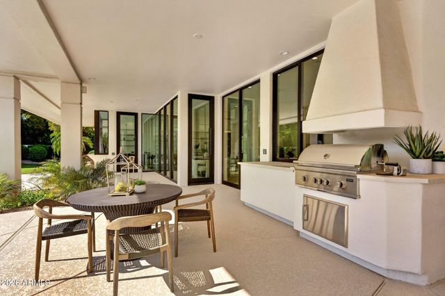 7272 N 71ST Street, Paradise Valley, AZ 85253