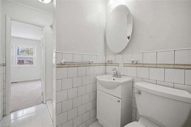 13 Paddock DR, Newport News, VA 23606