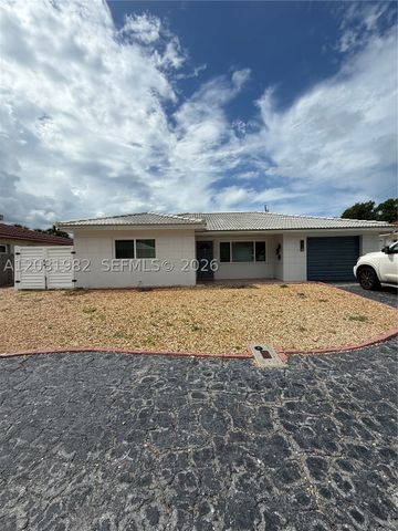 52 45th, St Petersburg, FL 33706