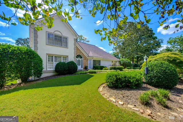1001 Ashebrooke Court NE, Marietta, GA 30068