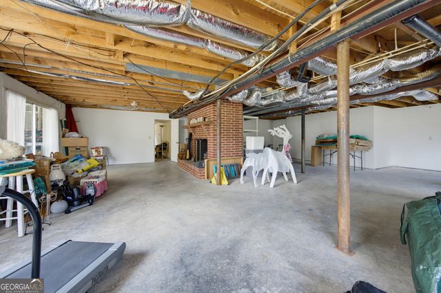 1001 Ashebrooke Court NE, Marietta, GA 30068