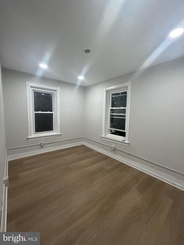 82 MECHANICS, Trenton, NJ 08638
