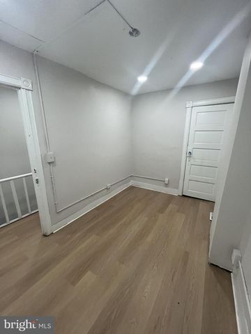 82 MECHANICS, Trenton, NJ 08638