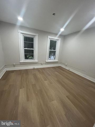 82 MECHANICS, Trenton, NJ 08638