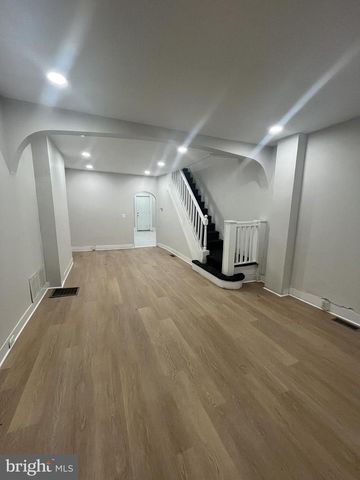 82 MECHANICS, Trenton, NJ 08638