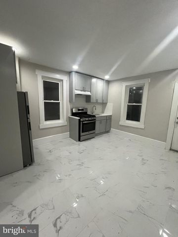 82 MECHANICS, Trenton, NJ 08638