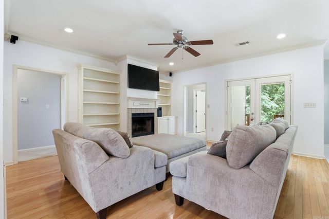 51 Ouachita Drive, Maumelle, AR 72113