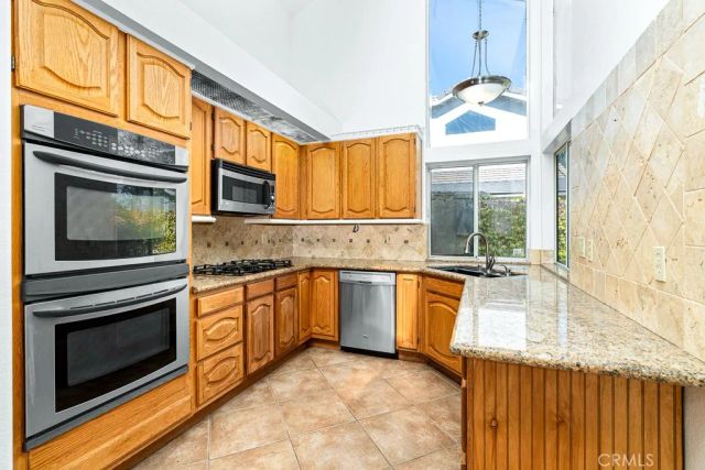 31211 Corte Alhambra, Temecula, CA 92592
