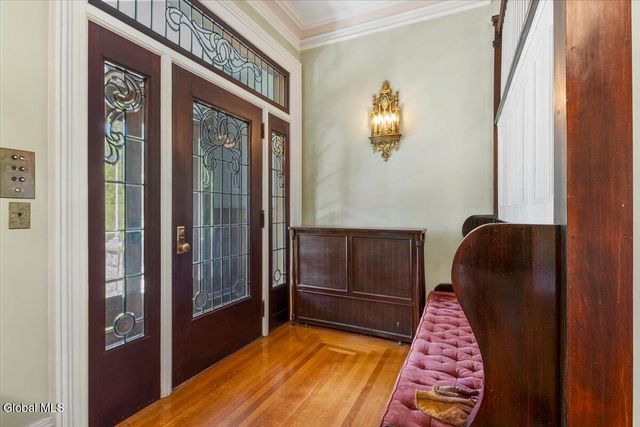 263 Guy Park Avenue, Amsterdam, NY 12010