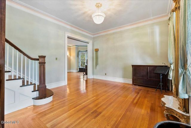 263 Guy Park Avenue, Amsterdam, NY 12010