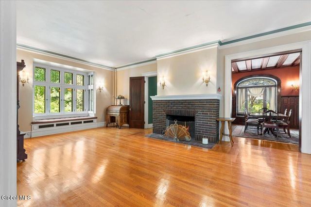 263 Guy Park Avenue, Amsterdam, NY 12010