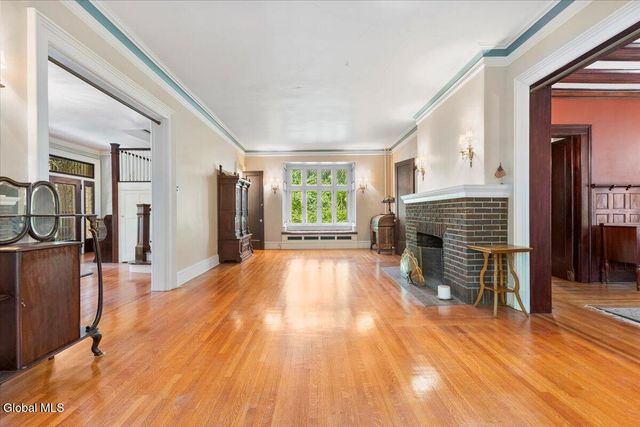 263 Guy Park Avenue, Amsterdam, NY 12010