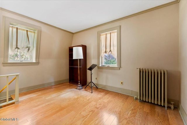 263 Guy Park Avenue, Amsterdam, NY 12010