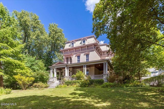 263 Guy Park Avenue, Amsterdam, NY 12010