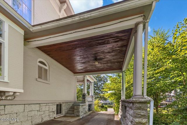 263 Guy Park Avenue, Amsterdam, NY 12010