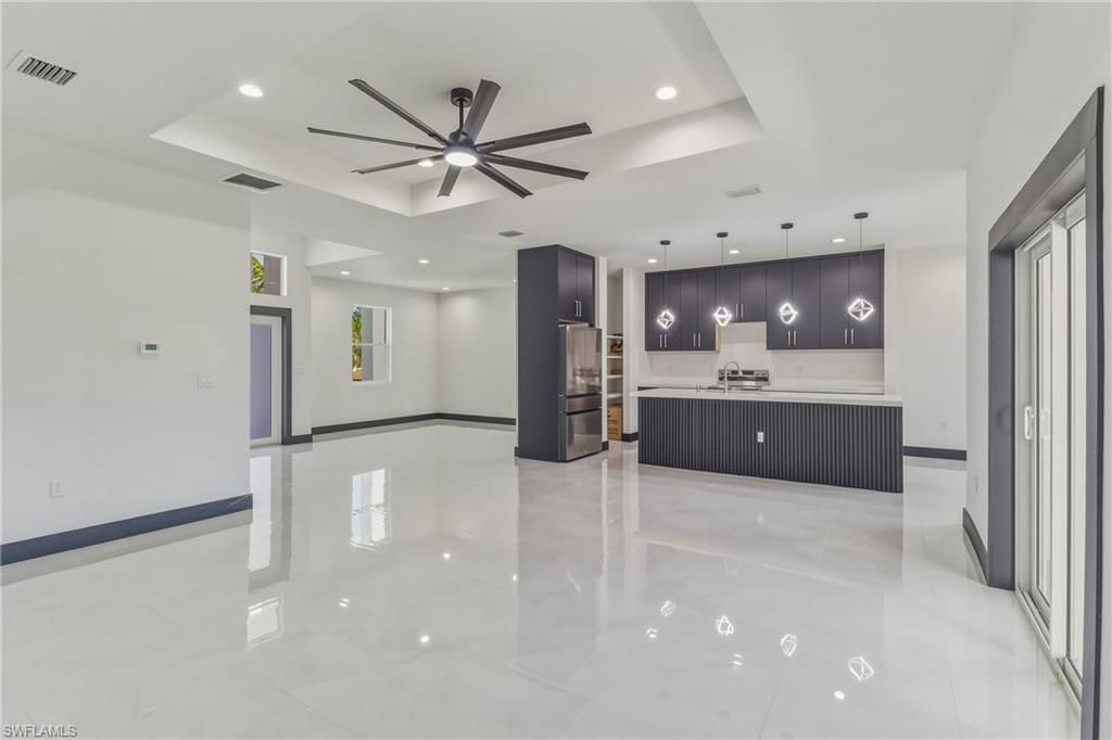442 Mercedes CT, LEHIGH ACRES, FL 33972 — photo 4