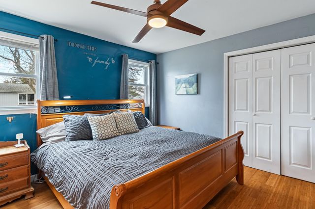 3 Logwood Street, South Burlington, VT 05403