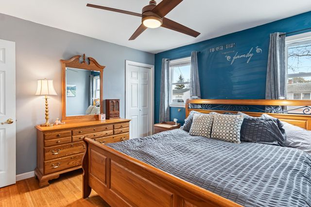 3 Logwood Street, South Burlington, VT 05403
