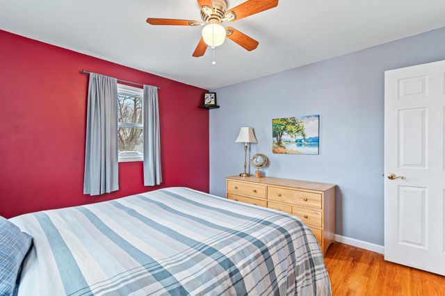 3 Logwood Street, South Burlington, VT 05403