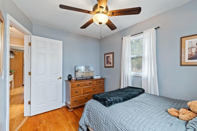 3 Logwood Street, South Burlington, VT 05403