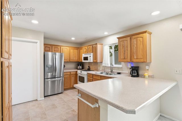 882 San Antonio Place, Colorado Springs, CO 80906
