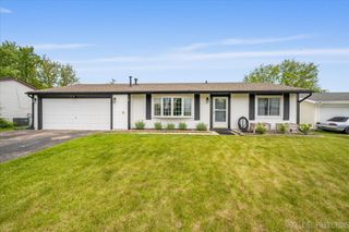 2009 Chaplin Court, Hanover Park, IL 60133
