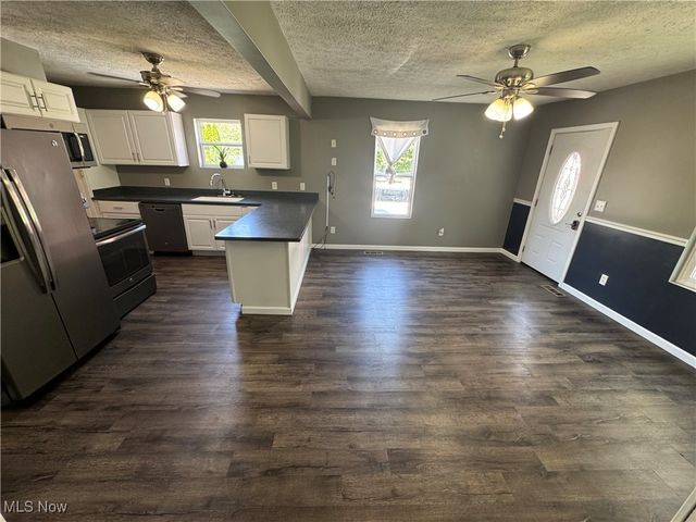 2660 Ridge Road, Zanesville, OH 43701