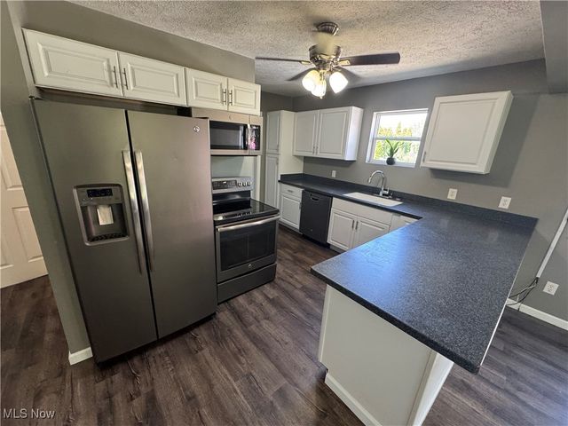 2660 Ridge Road, Zanesville, OH 43701
