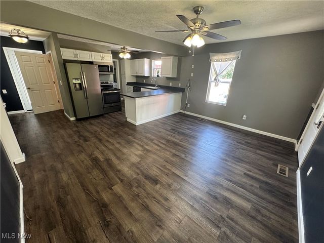 2660 Ridge Road, Zanesville, OH 43701