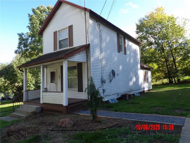 425 Grove St, Hermitage, PA 16148