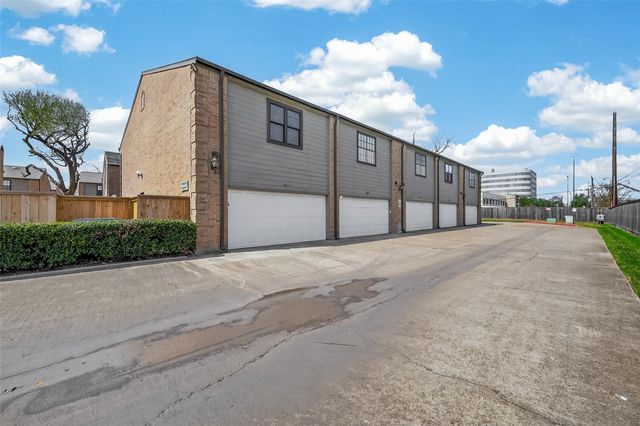 9800 Pagewood Lane 3405, Houston, TX 77042